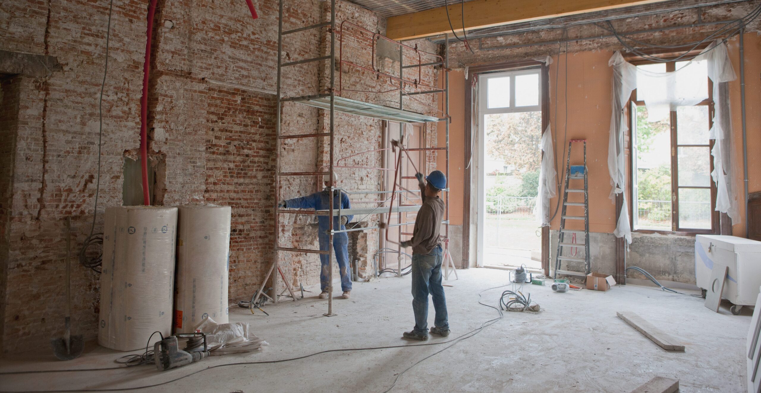 Renovation 2 construction worker 2024 11 03 02 20 55 utc e1736002186967 scaled